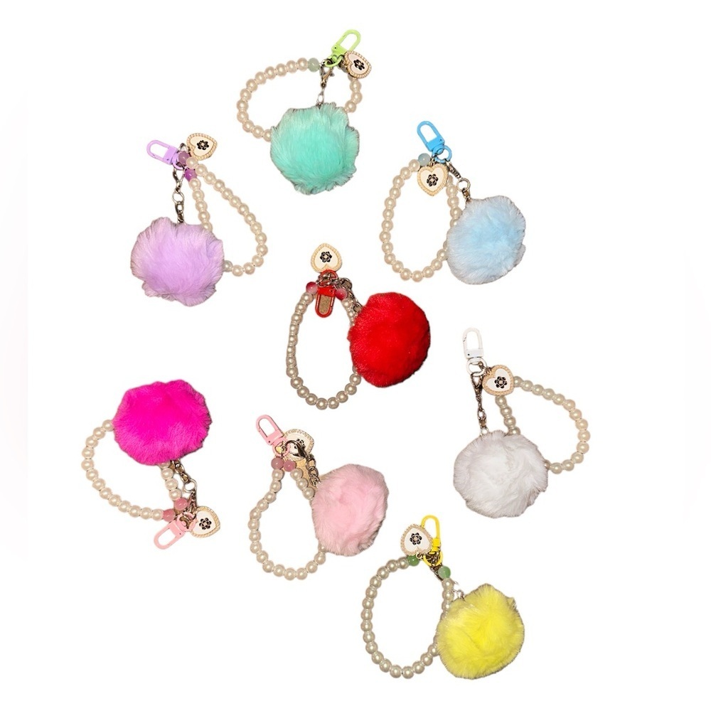 NWT Puff Wristlet +otherColors​​ - Picture 9 of 9